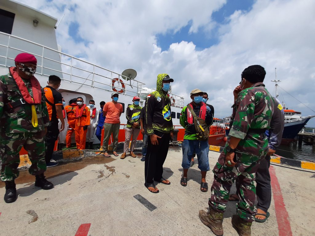 Anggota Klub RAC yang Terjebak di Laut Mentawai  Dievakuasi Tim SAR