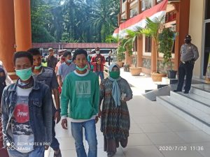 ‘Kepung’ PN Pasaman Barat, Ratusan Warga Nagari Kapa Tuntut Hal Ini