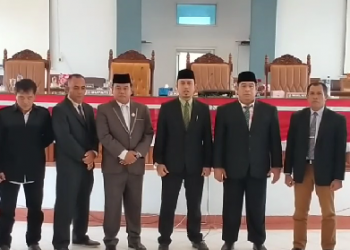 Anggota DPRD bulatkan tekad Menangkan MR - AY pimpin Kabupaten Limapuluh Kota Selasa (29/9/2020). IST