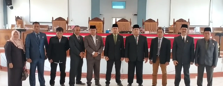 Anggota DPRD bulatkan tekad Menangkan MR - AY pimpin Kabupaten Limapuluh Kota Selasa (29/9/2020). IST