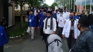 Tanpa Zul Elfian, Dani ke KPU Diiringi Musik Talempong