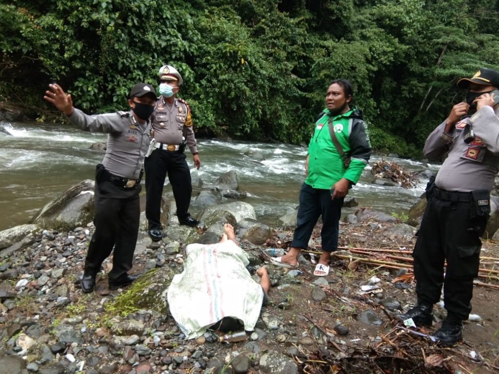 Diduga Tergelincir, Pengendara dan Penumpang Tewas Masuk Jurang di Jalan Padang Panjang – Padang
