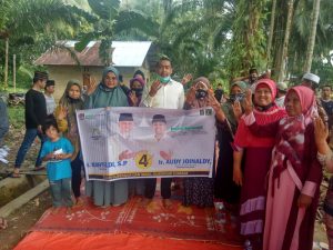 Berkunjung ke Nagari Sungai Dareh, Audy Joinaldy Datangi Guru Silek Pingian Rantau Batang Hari