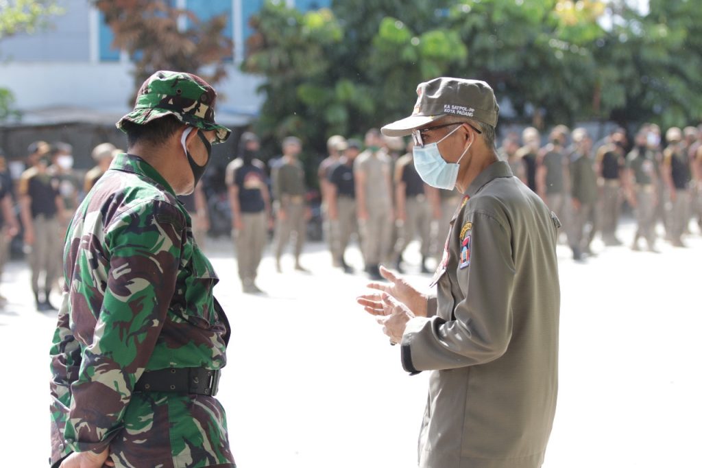 Tingkatkan Kompetensi, Satpol PP Padang Kerjasama dengan Batalyon 133
