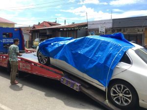 Ternyata Begini Kronologis Kecelakaan Sedan Mercy dan Kijang di Jalan Raya Ampang Tadi Pagi