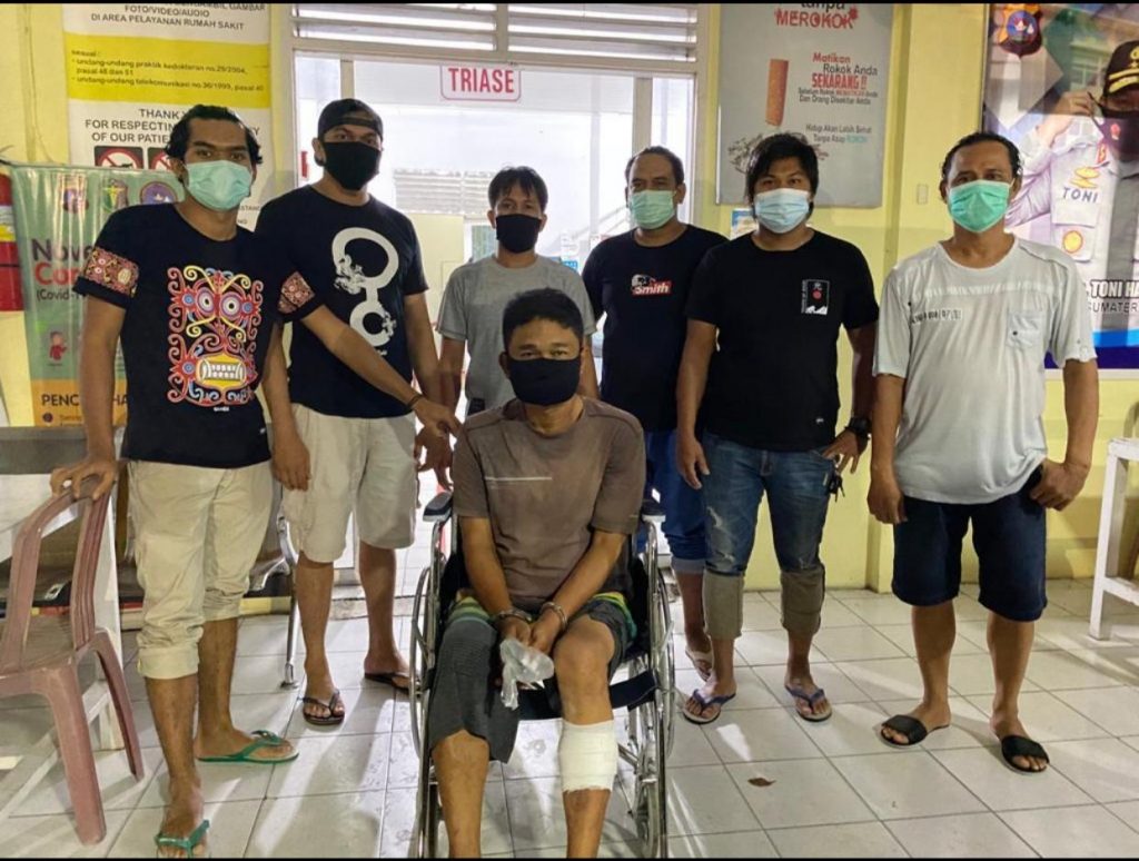 Melawan, Copet Spesialis Dalam Angkot Ini Menyerah Setelah Kakinya Ditembak