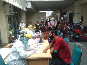 Pindah ke Rutan, Puluhan Tahanan di Padang Ikut Rapid Test