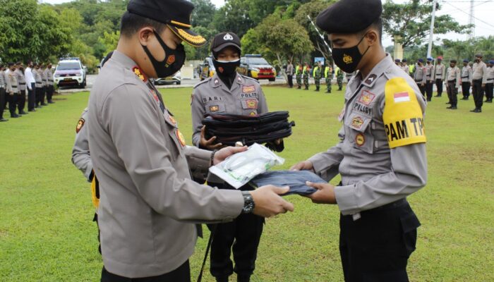 Polres Dharmasraya Gelar Apel Pergeseran Personil Polri Pengamanan TPS Pilkada Serentak 2020