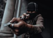 Dua Begal Pakai Pedang Samurai di Padang Diciduk Polisi