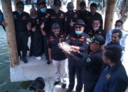 Jaga Konservasi, ASN Pemkab Solok Goro di Dermaga Danau Singkarak