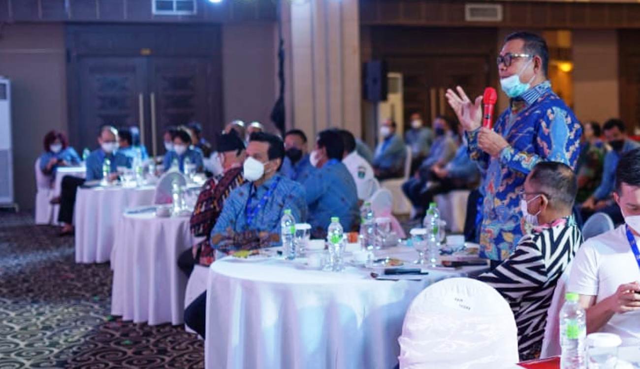 aviata siap membantu bupati solok