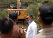 Warga Nagari Salayo Meminta Pembangun Jembatan di Sawah Kandang, Bupati Epyardi Asda: Kita Tuntaskan