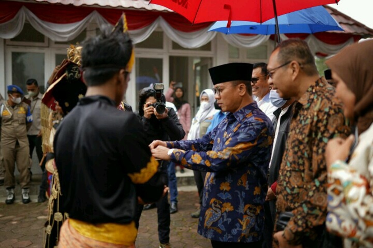 ketua komisi VIII pendeta ibrahim ditangkap