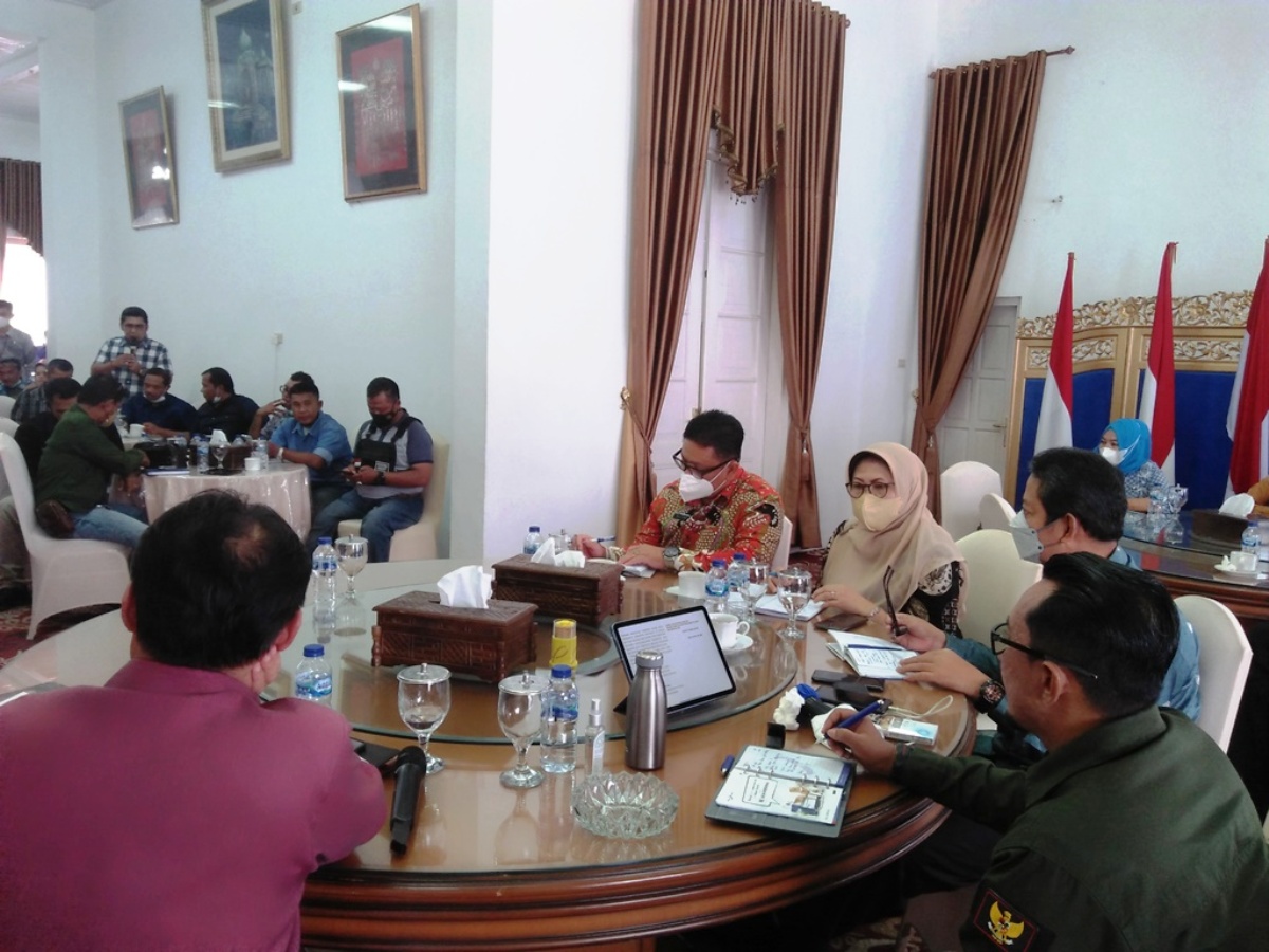 wartawan bupati tanah datar