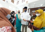 Pemko Bukittinggi Lunasi Utang Warga Dari Rentenir