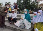 OSIS SMPN 3 di Bukittinggi Bagi-bagi Imsakiyah