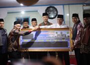 Tim Safari Ramadan di Talang Babungo, Pemkab Solok Serahkan Bantuan