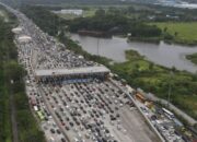 Volume Lalin Mudik 2022 di Jalan Tol Trans-Jawa Catat Rekor Tertinggi