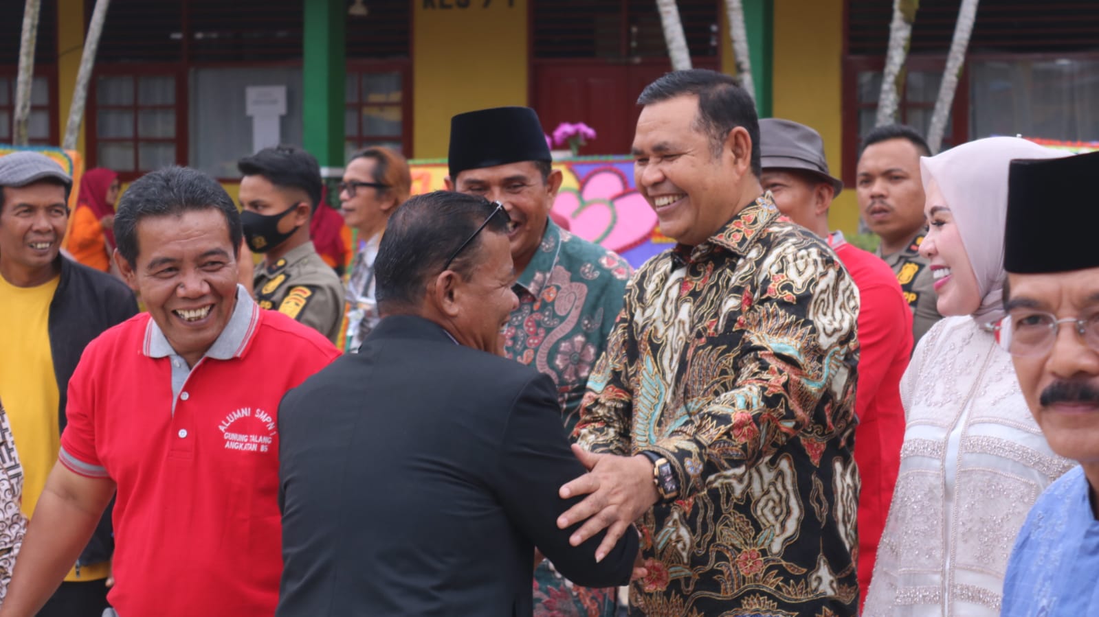 reuni akbar alumni SMPN 1 Gunung Talang