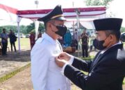 Bupati Kukuhkan Berlian sebagai Camat Padang Laweh