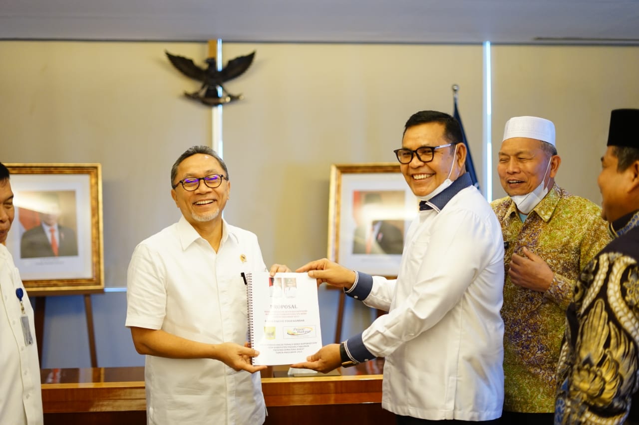 bupati solok pasar moderen menteri perdagangan