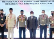 Wali Kota Bukittinggi Terima Penghargaan LEPRID