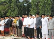 Bupati Laksanakan Salat Idul Adha di Halaman Kantor Bupati, Hewan Kurban Tahun Ini Meningkat