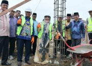 Nevi Zuairina Meletakkan Batu Pertama Revitalisasi Pasar Serikat Lubuk Basung Agam