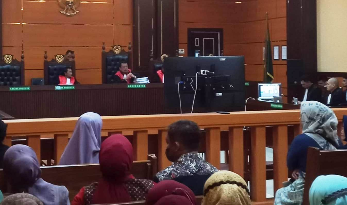 suharizal terdakwa korupsi lahan tol bebas