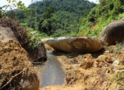 Masyarakat Sungai Pinang Terisolasi Akibat Longsor, Ribuan Penduduk Terancam Kelaparan 