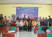 Dosen UNP Bekali Guru Matematika Pesisir Selatan Aplikasi Padlet dan Math Solver