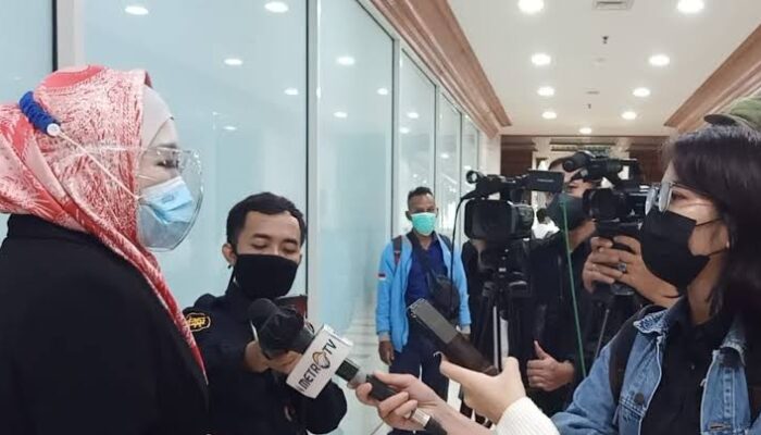 Lisda Hendrajoni Ingatkan Kepala Daerah Waspadai Cuaca Ekstrem di Sumbar