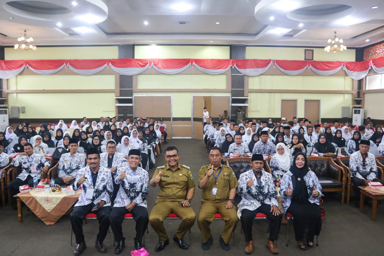 bupati solok pgri pendidikan harus bangkit