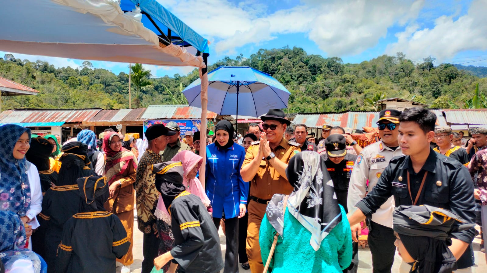 bupati solok athari gauthi ardi nagari sungai abu