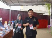 Sutan Riska dan Keluarga Salurkan Hak Pilih di Sungai Rumbai