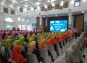 Pemko Bukittinggi Wisuda Sekolah Keluarga Angkatan IV