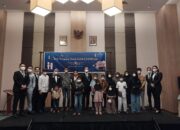 Hotel Santika Bukitinggi Serahkan Santunan untuk Anak Yatim