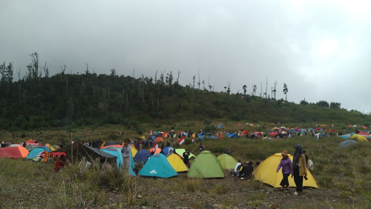 gunung kerinci erupsi status gunung talang