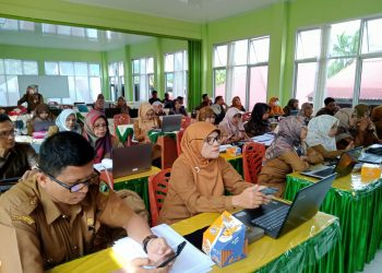 SMP se-Kabupaten Solok Susun RKAS BOS