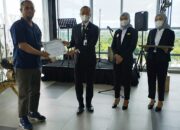 Hotel Santika Bukittinggi Berikan Penghargaan untuk Travel Agent