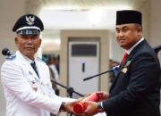 Sutan Riska Lantik Bakri Sebagai Walnag Panyubarangan, Ada Sembilan Pesan yang Diamanatkan