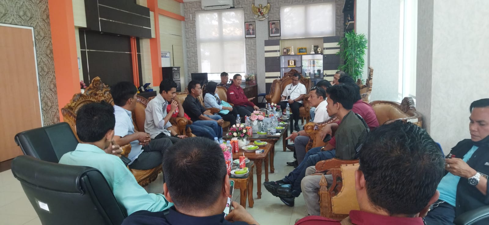 sekwan dharmasraya wartawan