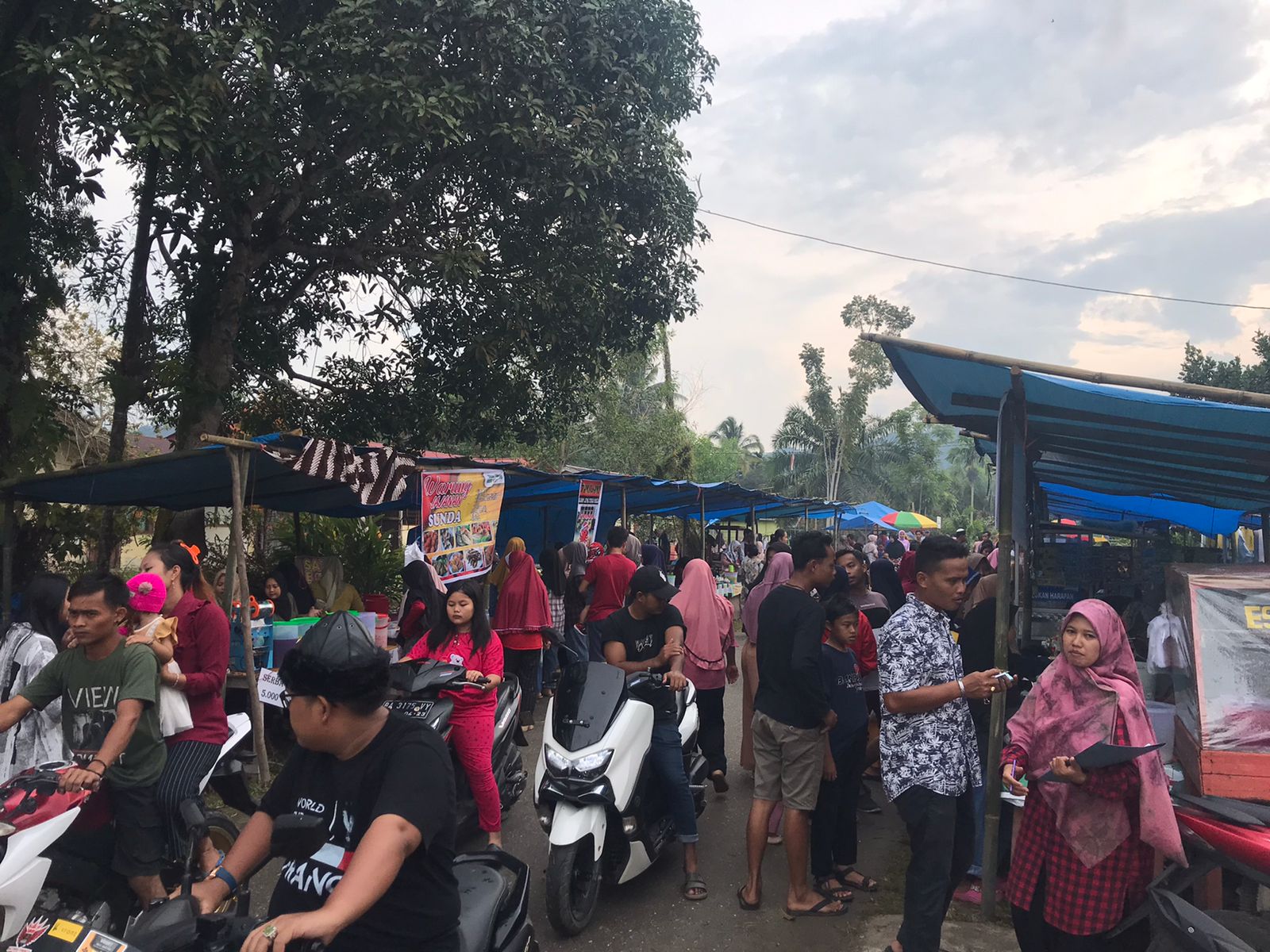 Pasar Pabukoan Nagari Tabek