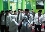 Bupati Solok Serahkan Bantuan Rp10 Juta untuk Musala Al Ikhsan di Kaluku