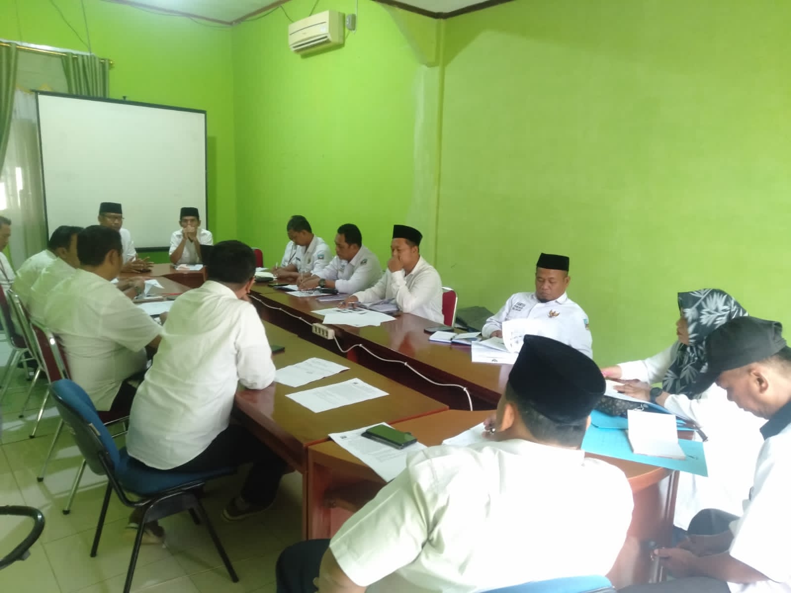 Camat se Dharmasraya Lomba Kebersihan