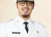 Pemko Bukittinggi bersama Baznas Salurkan Zakat untuk Mustahik