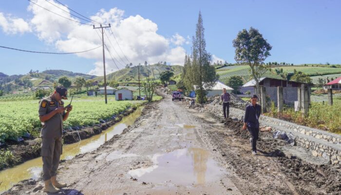 Dari Rubicon yang Terbenam, dan Diijabatnya Doa-doa Warga Kapujan