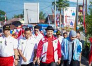 Jalan Santai di Singkarak Dihiasi Merah Putih, Bupati Solok: Lanjutkan Perjuangan Pahlawan