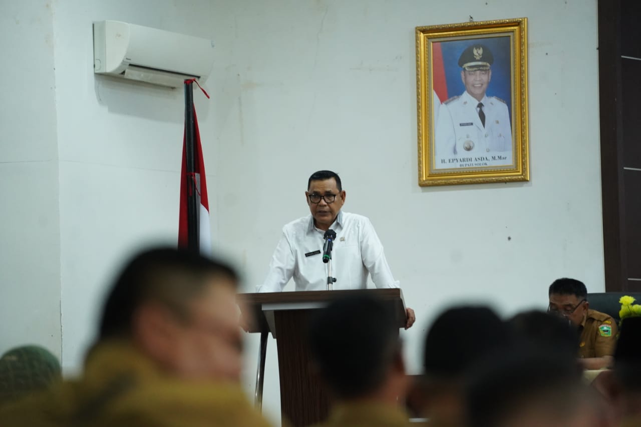 bupati solok tolak perusahaan pupuk monopoli