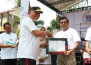 Pemko Bukittinggi Terima Penghargaan OJK